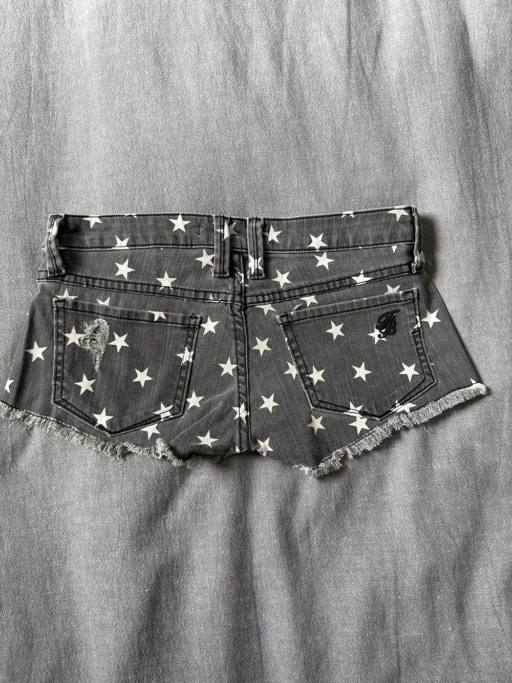 Frankie B. Star-Print Distressed Denim Shorts - Gray & White - Picture 2 of 7